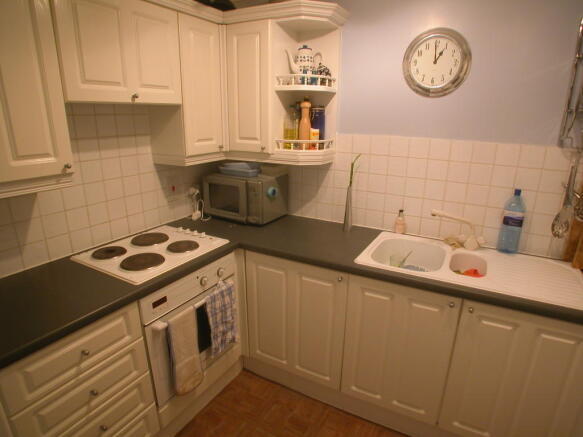 Photo 3