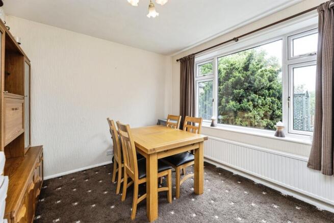 3 bed Detached for sale Image 8