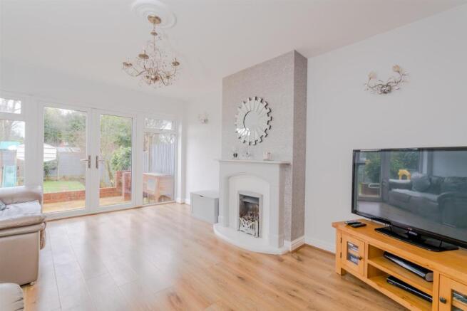 27, Narrow Lane, Brownhills, Walsall, Staffordshir