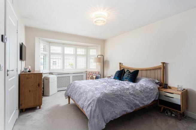 4 bed Detached for sale Image 10