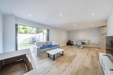Gorringe Park Avenue, Mitcham, Surrey, CR4