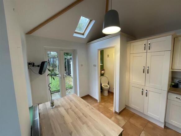 Diner/Downstairs WC
