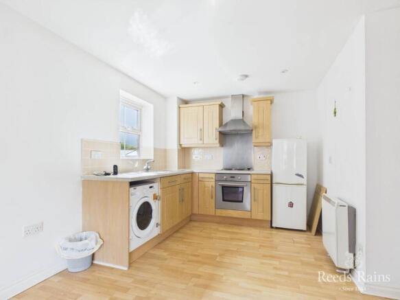 2 bed Apartment for sale Image 4