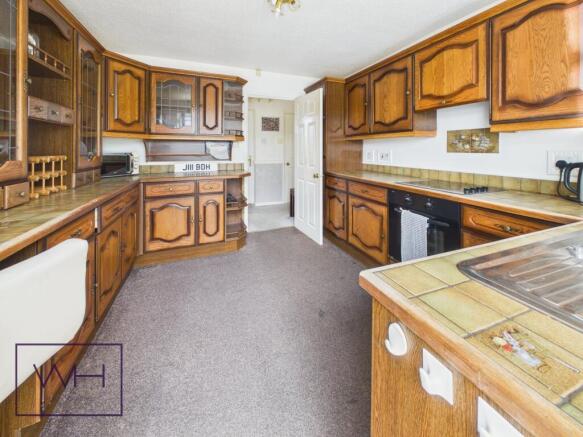 3 bed Detached Bungalow for sale Image 9