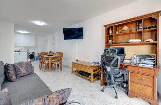 Lounge Kitchen...