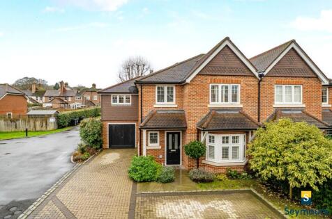 5 bed detached - Conford Drive, Shalford, GU4 image 19