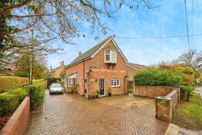 140a, Staplers Road, Newport PO30 2DP