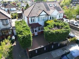 44, Great North Way, Hendon, London NW4 1HS