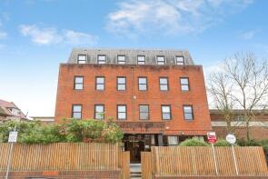 Flat 6, Ambassador House, Cavendish Avenue, Harrow HA1 3RW