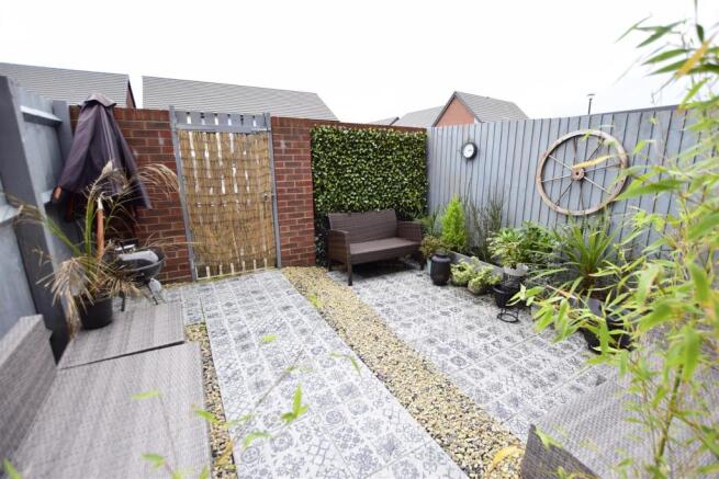 Rear Courtyard Garden
