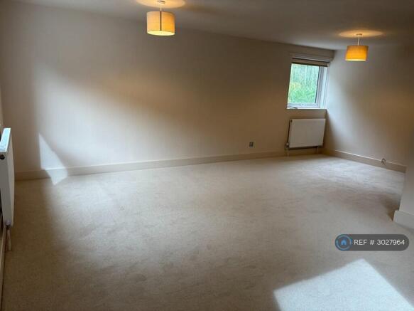 Living/Dining Area