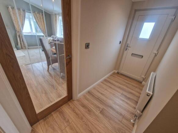2 bed Park Home for sale Image 5