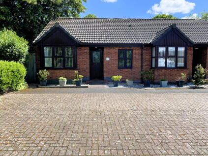 Chestnut Green, Church Gresley, Swadlincote, DE11