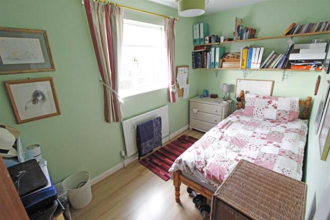 bed4.jpg