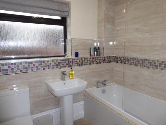 Photo 12