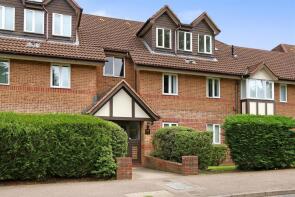 Flat 12, Everett Court, Watling Street, Radlett WD7 7NG