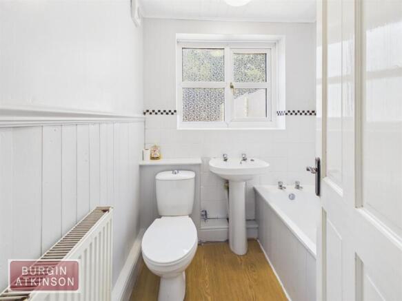 3 bed Terraced for sale Image 8