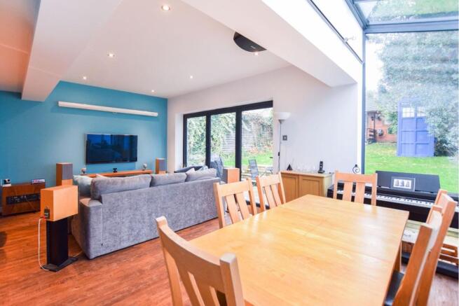 Living / Dining Room