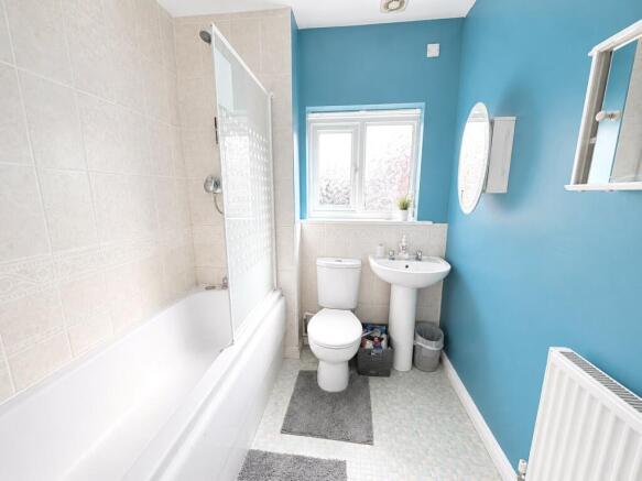 2 bed Terraced for sale Image 12