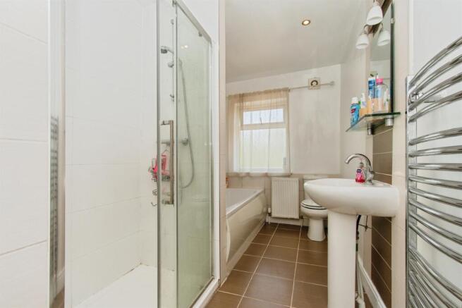 2 bed Terraced for sale Image 11