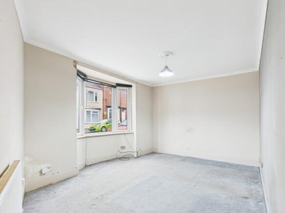 CAM01835G0-PR0370...