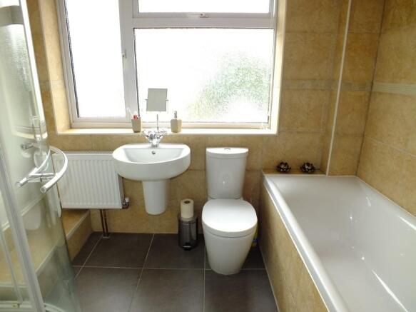Main bathroom