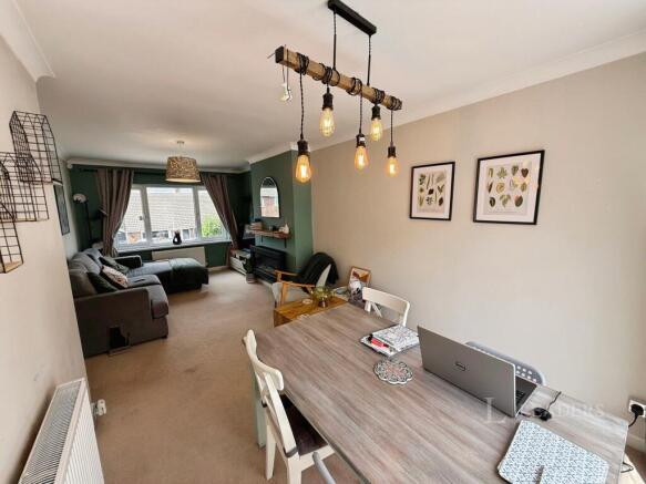3 bed Semi-Detached to rent Image 6