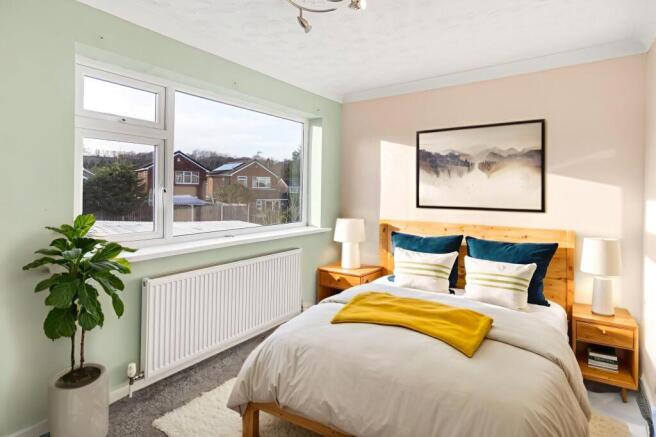 2 bed Terraced to rent Image 6
