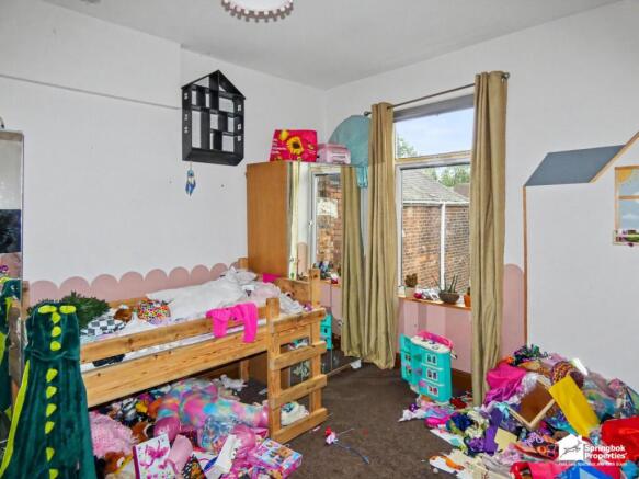 4 bed Terraced for sale Image 7