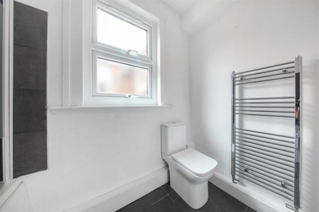 Flat 2, 43 Cobbold Road - 7nsN5z1MtfuNiO9Y9JgV.jpg