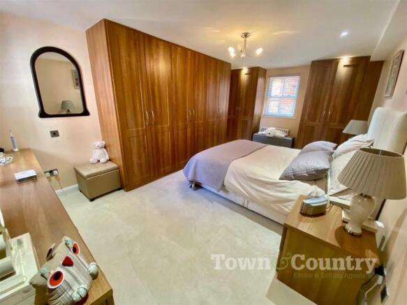 BEDROOM TWO