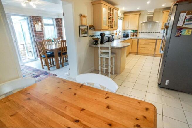 Kitchen/Breakfast