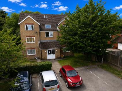 Milton Way, Houghton Regis, Dunstable, Bedfordshire, LU5