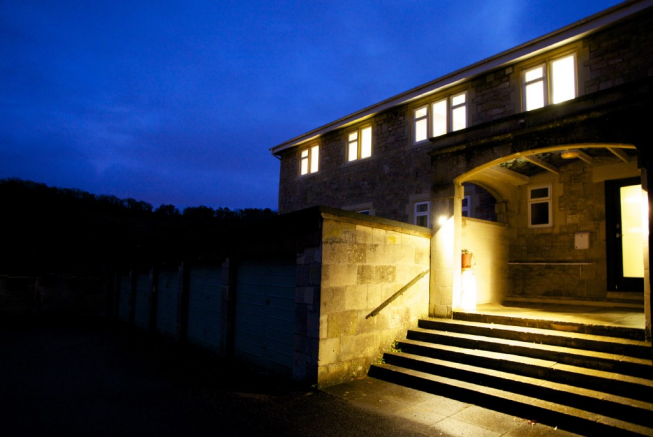 Photo 10