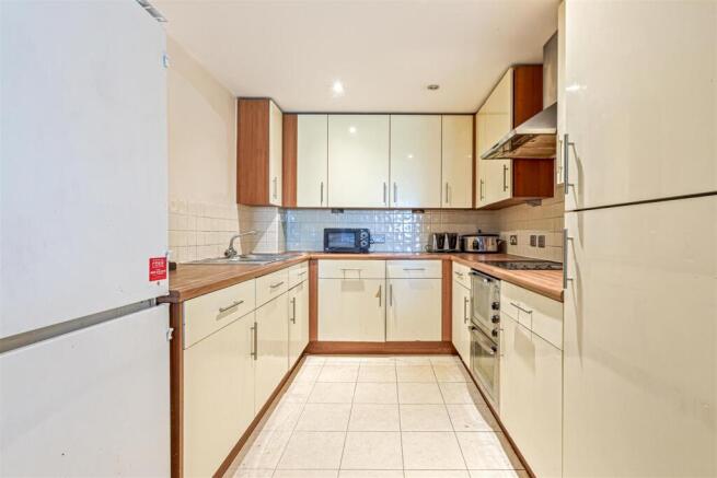 OPEN PLAN KITCHEN
