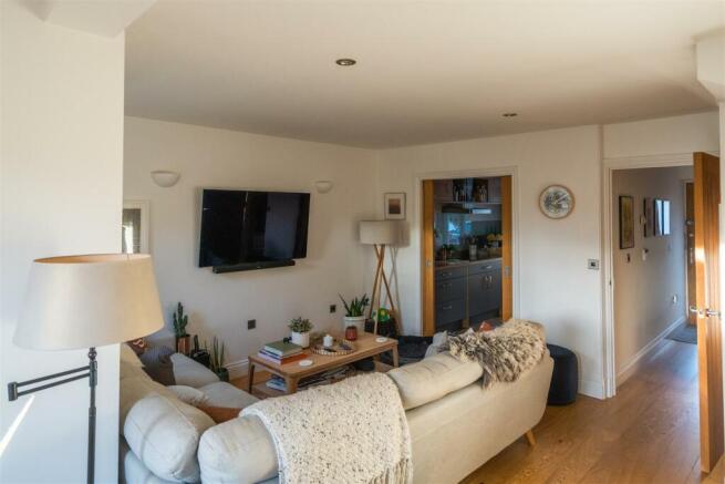 Sitting Room 6.jpg