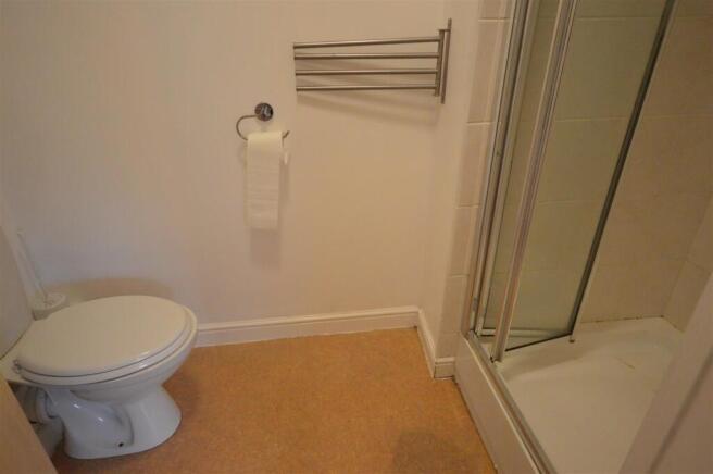 En-suite shower