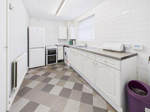 Parkfield, Middleton, Manchester, M24 photo 4