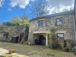 The Hayloft, Bulls Head Court Yard, Commercial Road, Tideswell SK17 8NU
