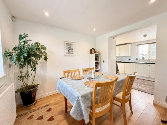 3 bed Detached for sale Image 9