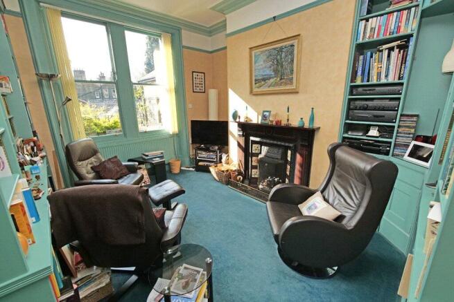 4 bed Semi-Detached for sale Image 6