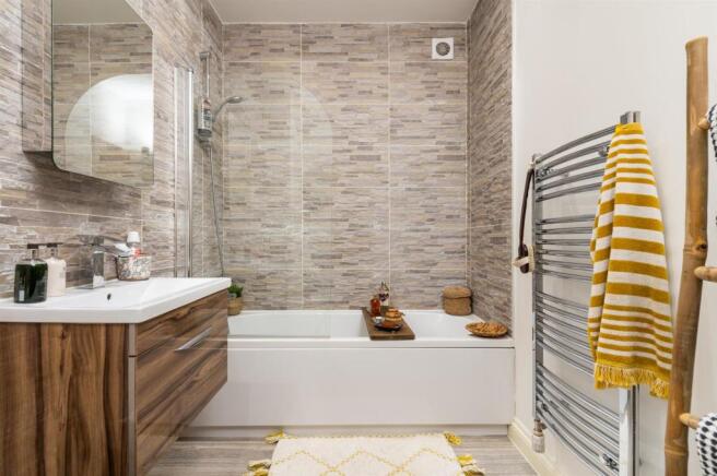 HOUSE BATHROOM