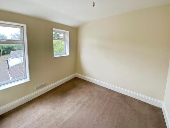 3 bed Semi-Detached for sale Image 7