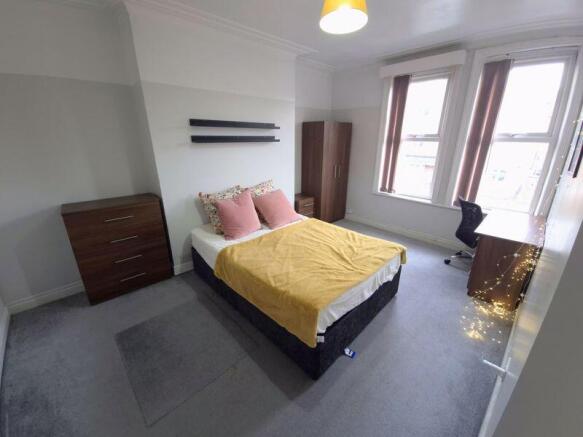 7 bed Terraced for sale Image 7