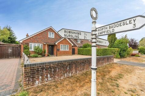 Rownhams Lane, North Baddesley, Southampton