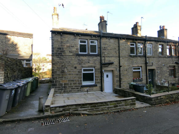 1 Bedroom End Terrace for Rent