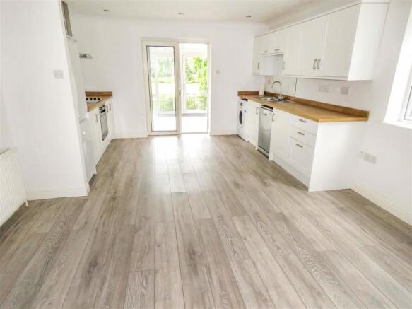 KITCHEN / DINING / FAMILY ROOM
