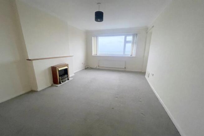 Lounge/sitting room