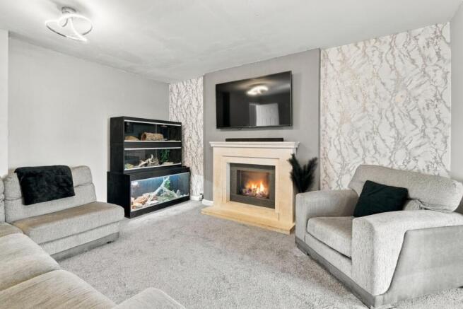 Lounge/Diner (2)