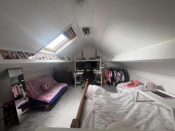 2 bed Semi-Detached for sale Image 8
